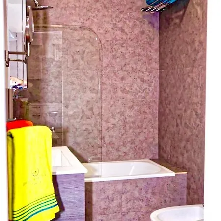 Modern In With Sea View 70 M² Apartamento