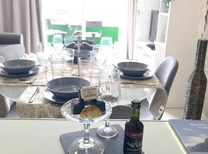 Modern In With Sea View 70 M² * 丰沙尔