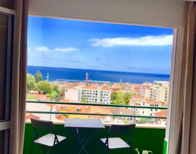 Modern In With Sea View 70 M² Apartament *