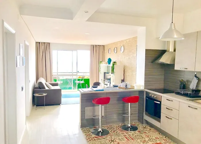 Modern In With Sea View 70 M² Apartament *